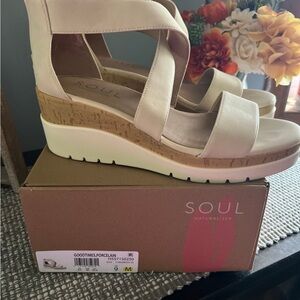 Soul Naturalizer Women's Cream Wedge Sandals